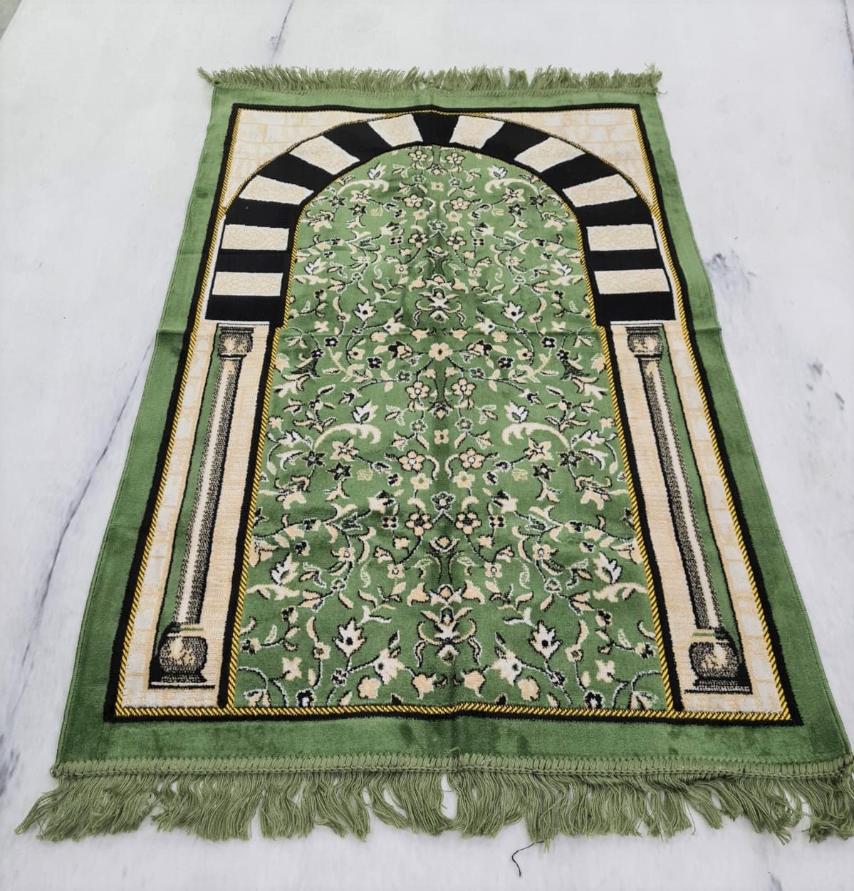 Mihrab Rawdah Prayer Mat | Sejadah - Muslim Lifestyle Marketplace | esouq.co